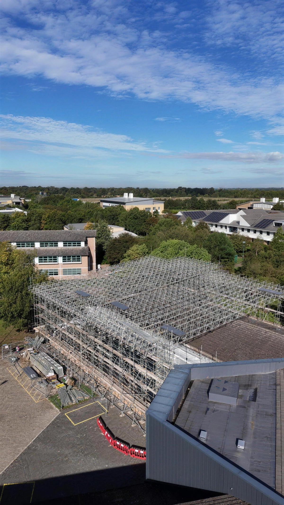 Scaffolding at Cambridge Science Park, from the air